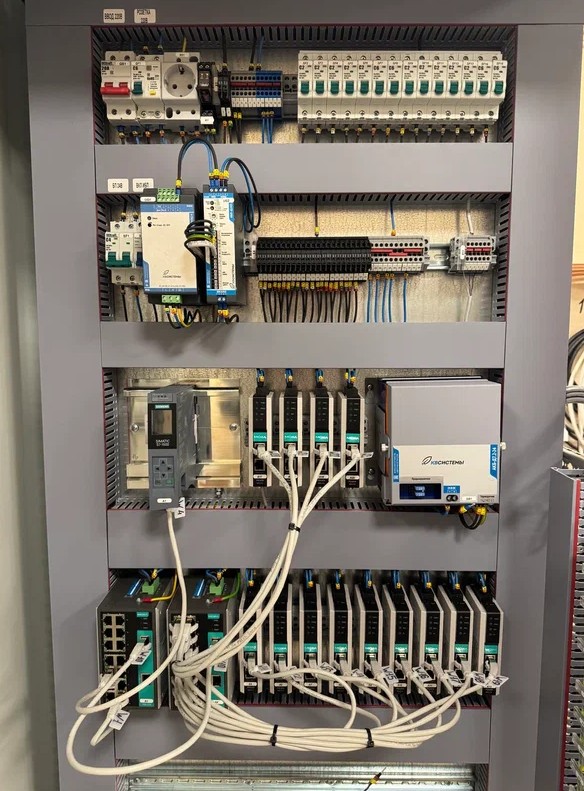 Шкаф управления со степенью защиты IP54