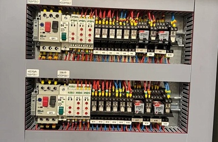 Шкафы управления оборудованием - фото